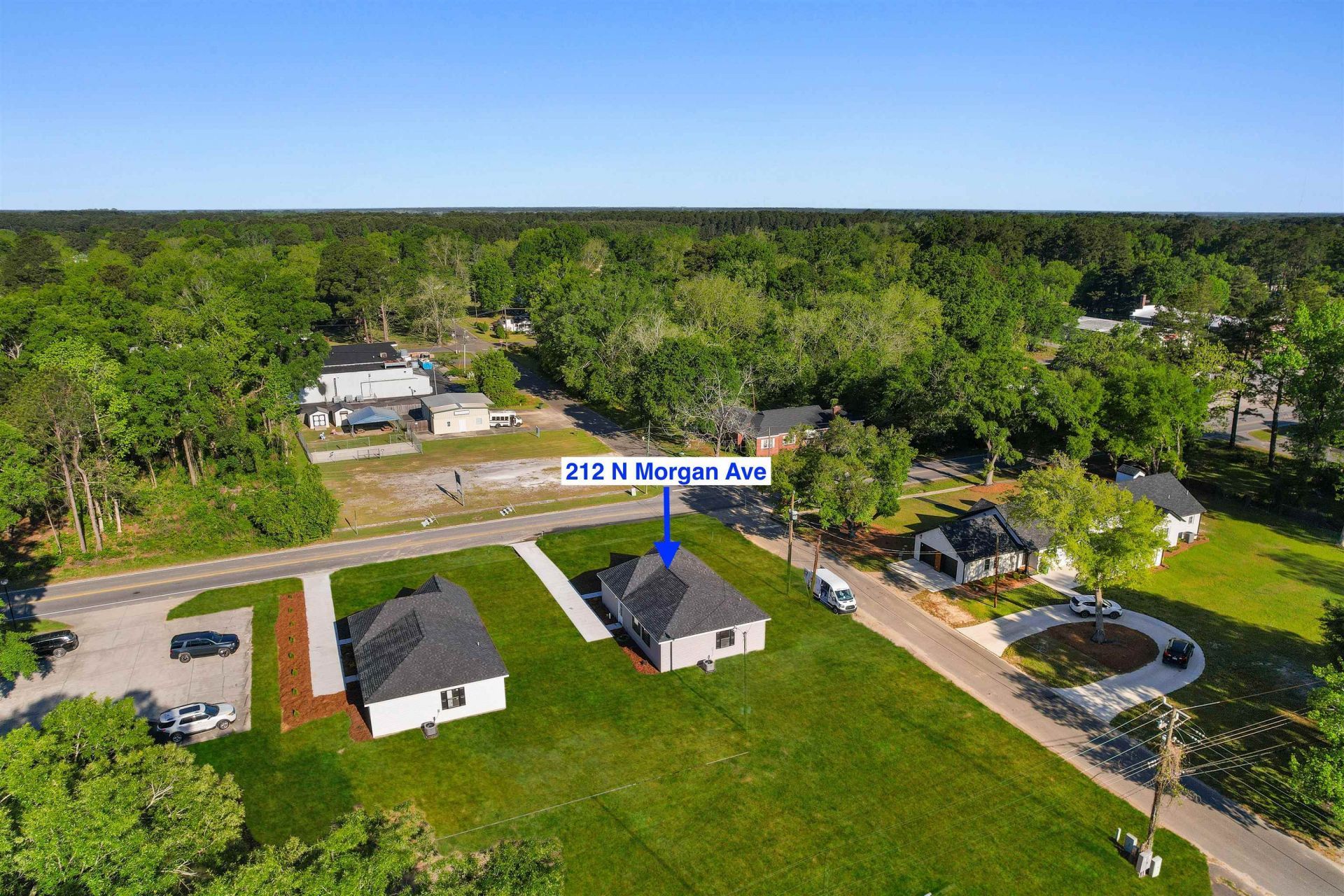 212 N Morgan Ave.  Photo 41