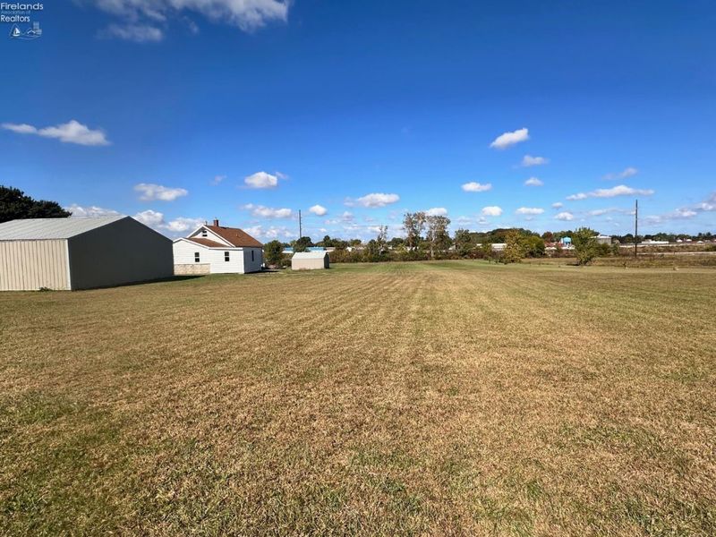 140 Hobson Street, Bellevue, OH 44811 Photo 4