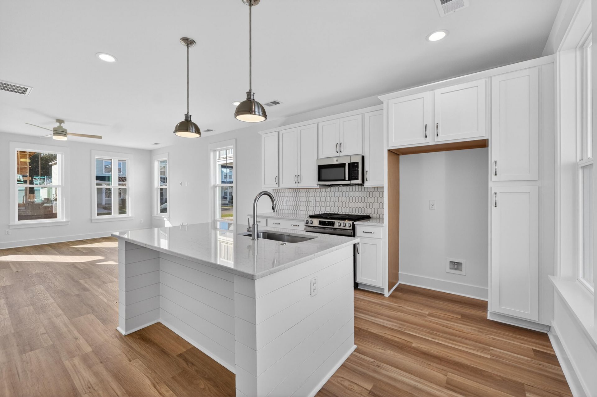 525 Ivy Green Lane Photo 9