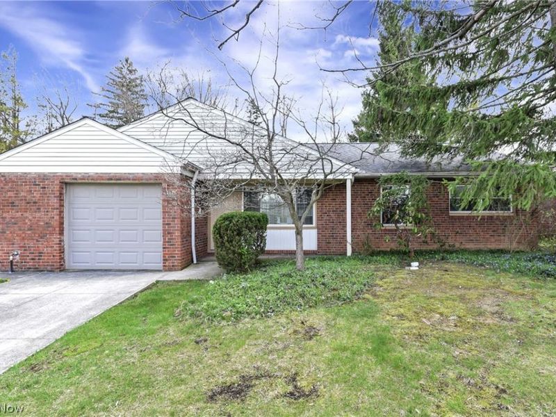 1175 Ranchland Drive, Mayfield Heights, OH 44124 Photo 1