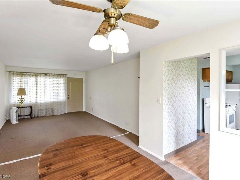 1175 Ranchland Drive, Mayfield Heights, OH 44124 Photo 13