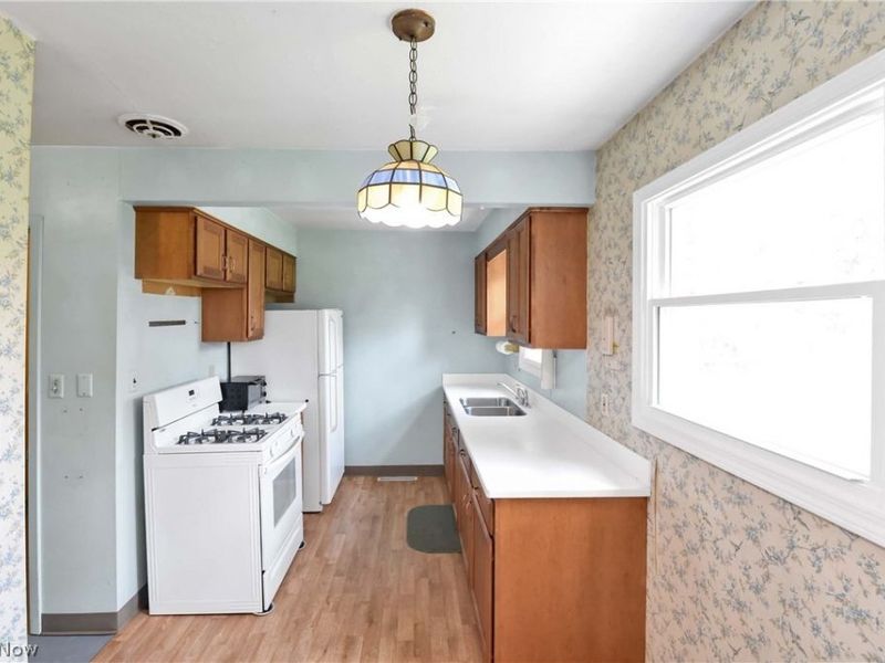 1175 Ranchland Drive, Mayfield Heights, OH 44124 Photo 14