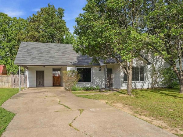 31 Brierwood Circle, Conway, AR 72034