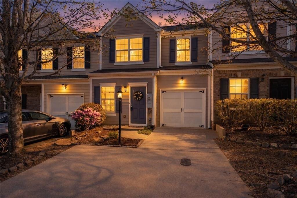 824 Ash Street, Canton, GA 30114 Main Photo