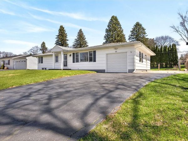 489 Chestnut Ridge Road, Rochester, NY 14624