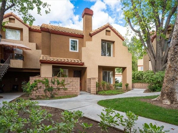 22613 Copper Hill, Unit 123, Saugus, CA 91350