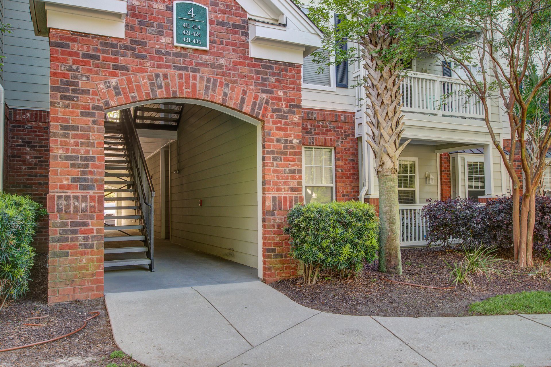 45 Sycamore Avenue Photo 16