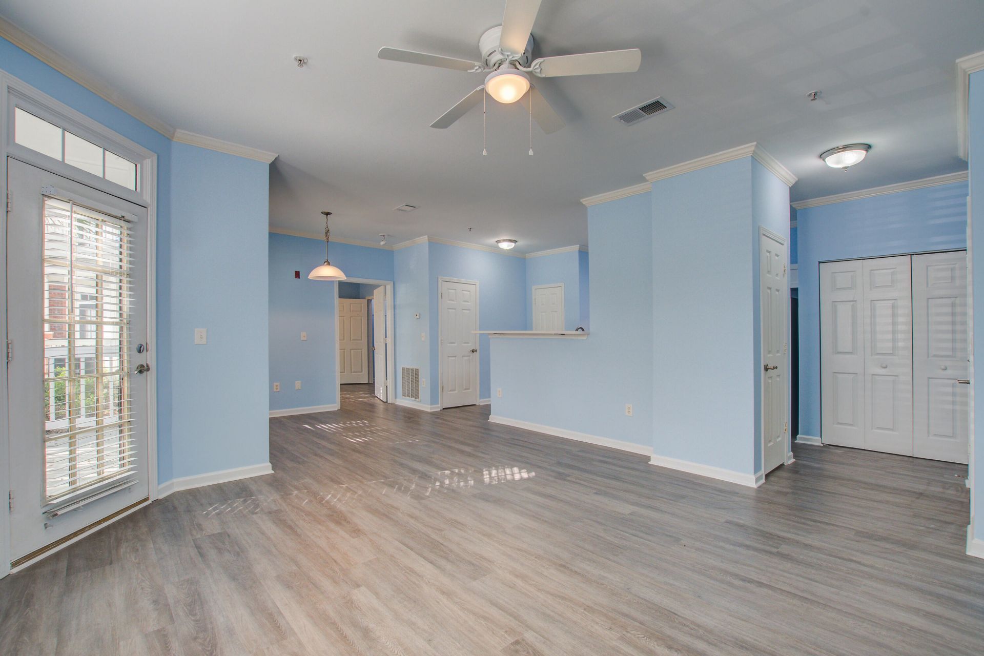 45 Sycamore Avenue Photo 4