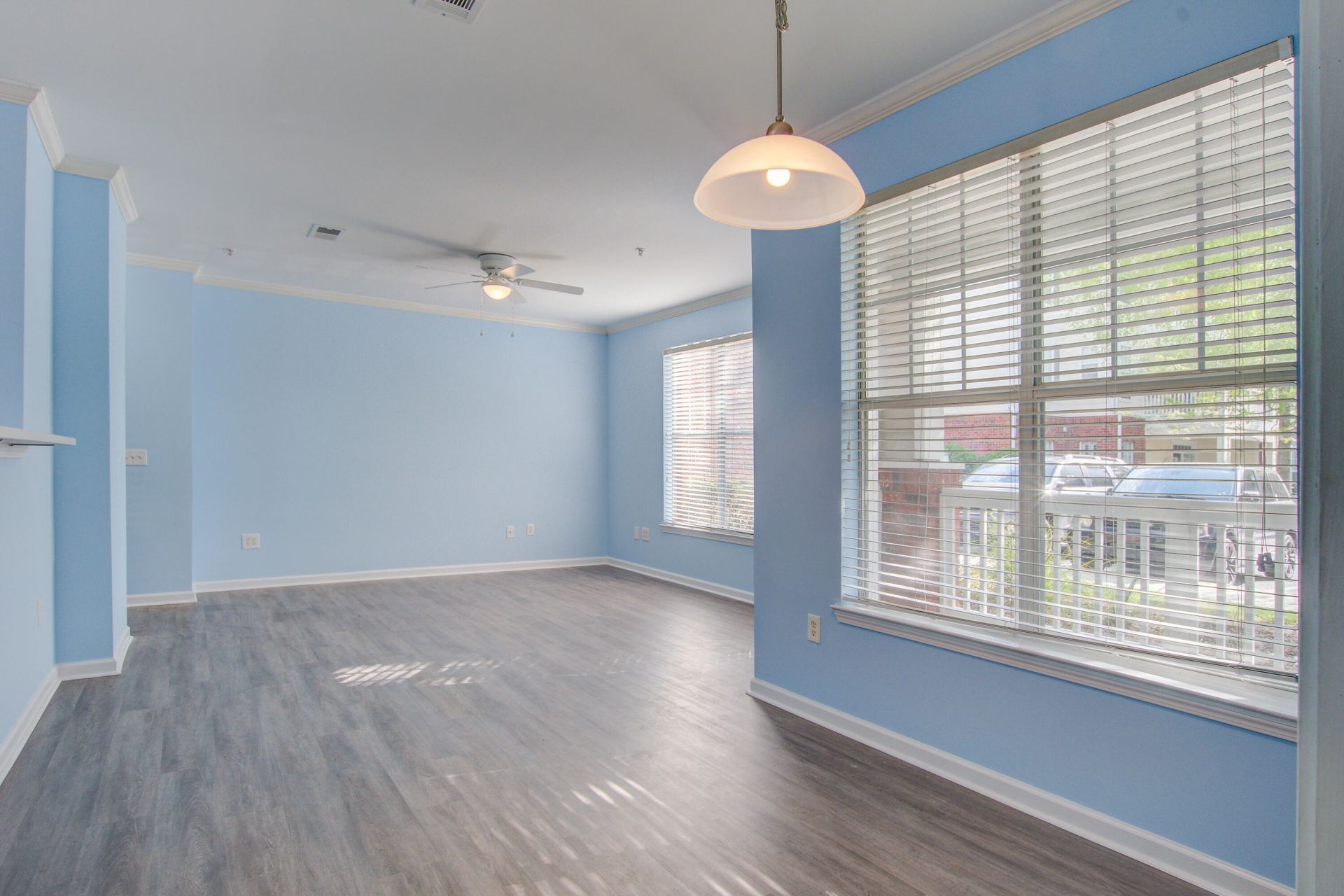 45 Sycamore Avenue Photo 6