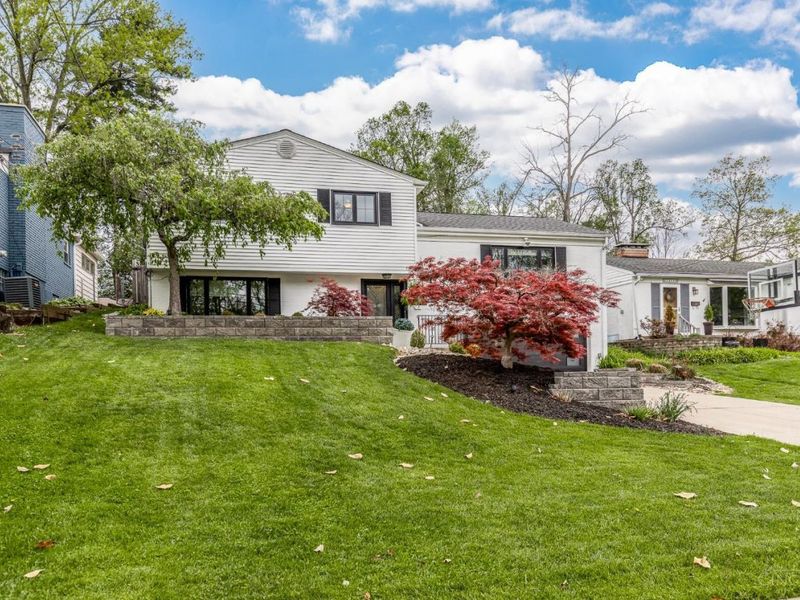 7249 Longfield Drive, Madeira, OH 45243 Photo 3