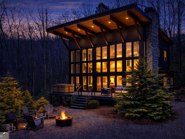 205 Turtle Cove, Clayton, GA 30525