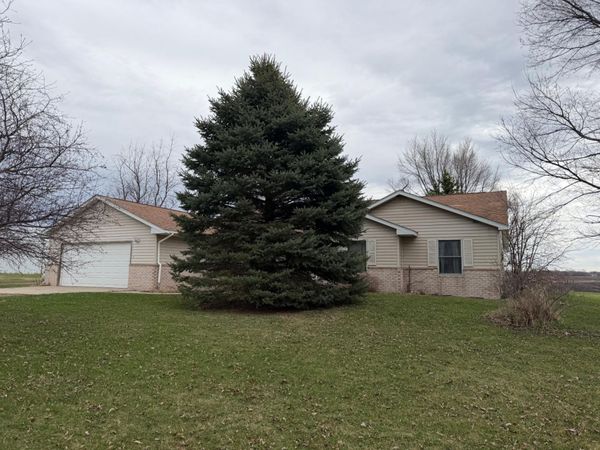 11860 County Road 8 SW, Montrose, MN 55363