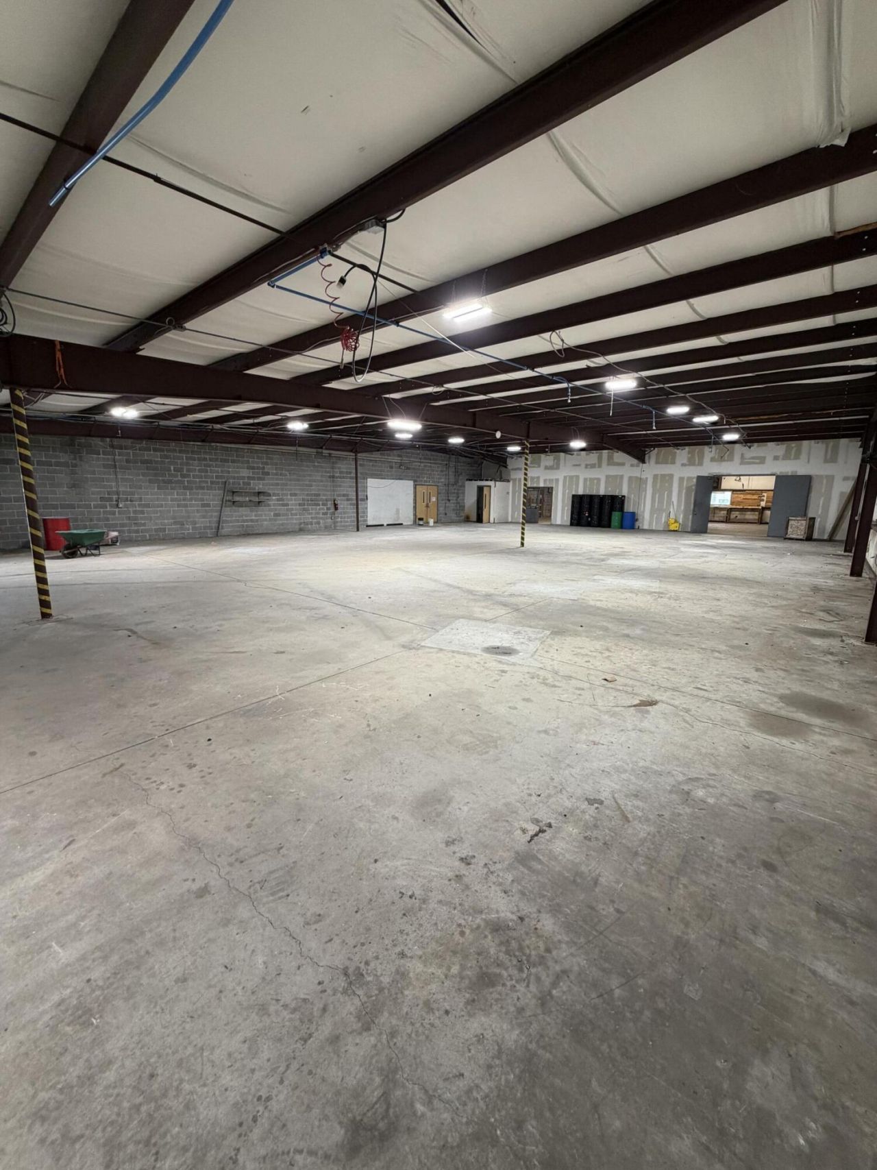 1033 Wappoo Road Photo 6
