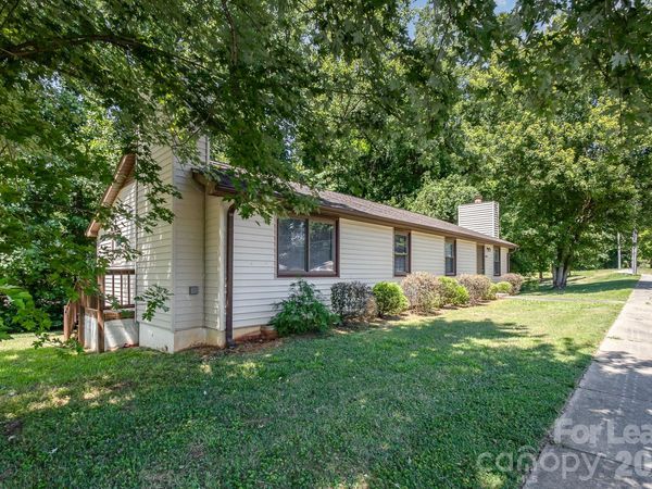 3131 Vestal Place , Charlotte, NC 28212