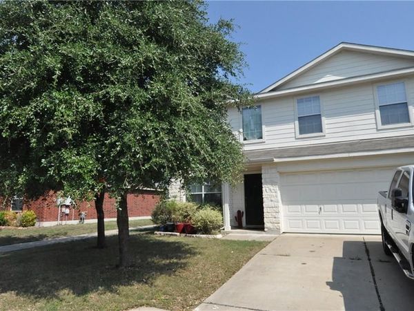 121 Pheasant TRL, Bastrop, TX 78602