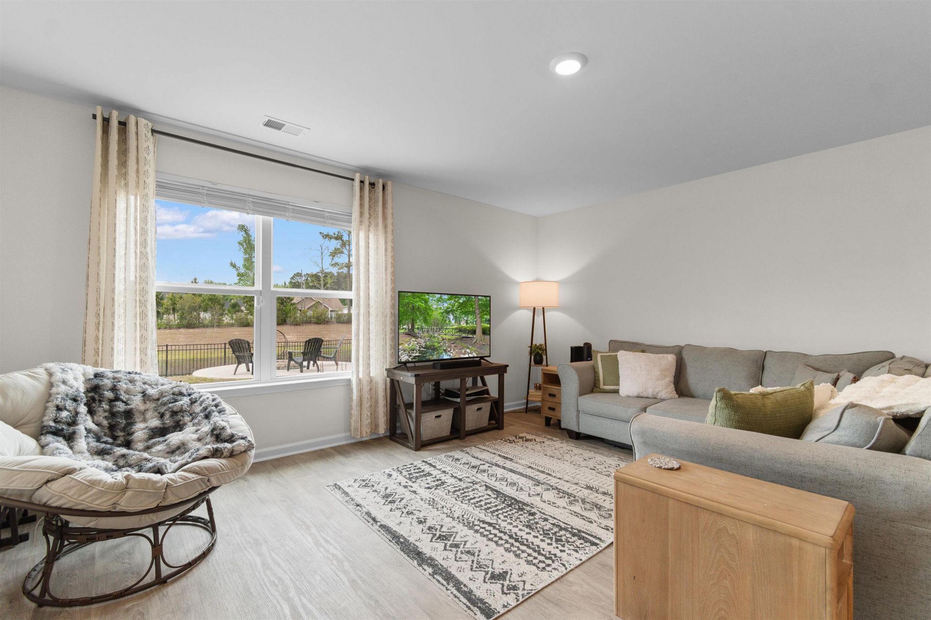 179 Pine Forest Dr. Photo 12