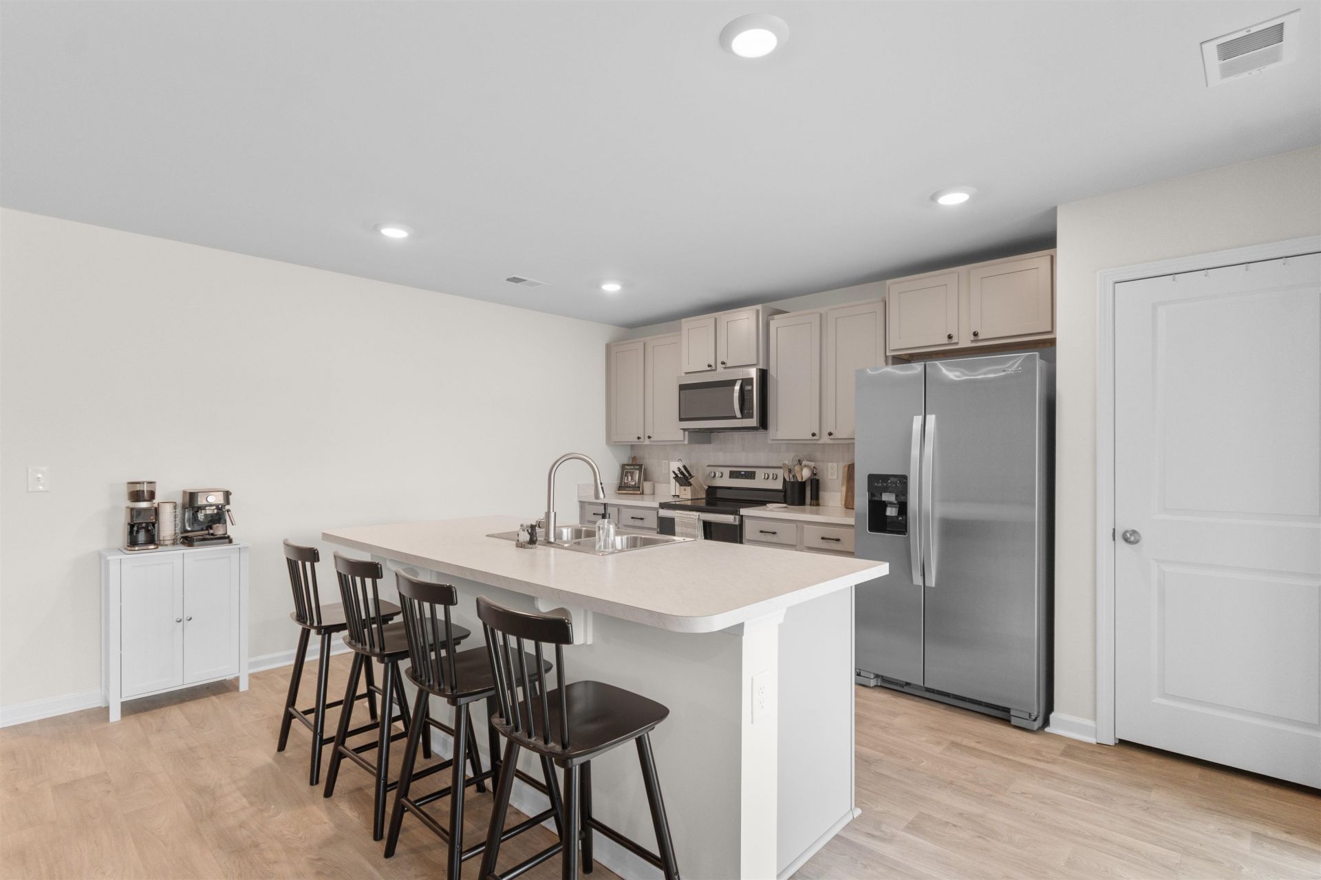 179 Pine Forest Dr. Photo 7