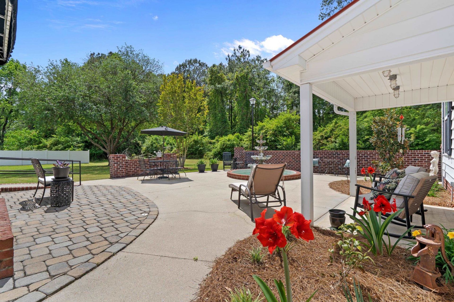 3581 Highway 319 E Photo 5