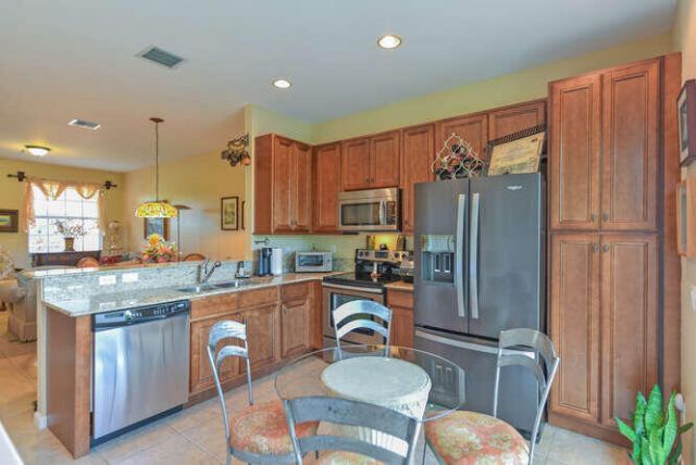 7401 Sarentino Lane, Unit 211, Boynton Beach, FL 33437 Photo