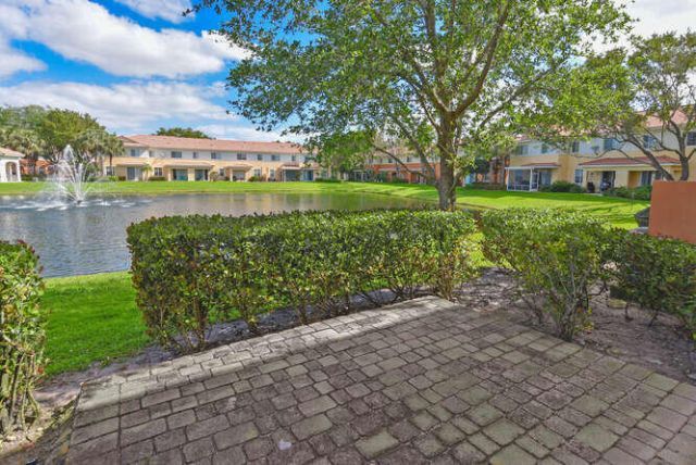 7401 Sarentino Lane, Unit 211, Boynton Beach, FL 33437 Photo