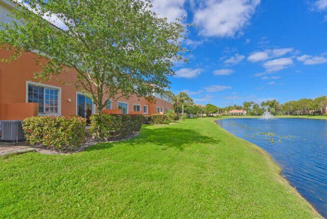 7401 Sarentino Lane, Unit 211, Boynton Beach, FL 33437 Photo