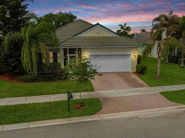 163 NW Pleasant Grove Way, Port St. Lucie, FL 34986