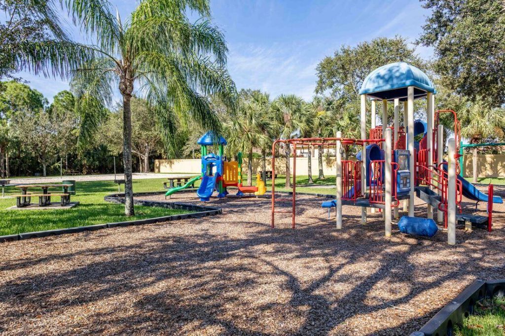 163 NW Pleasant Grove Way, Port Saint Lucie, FL 34986 Photo