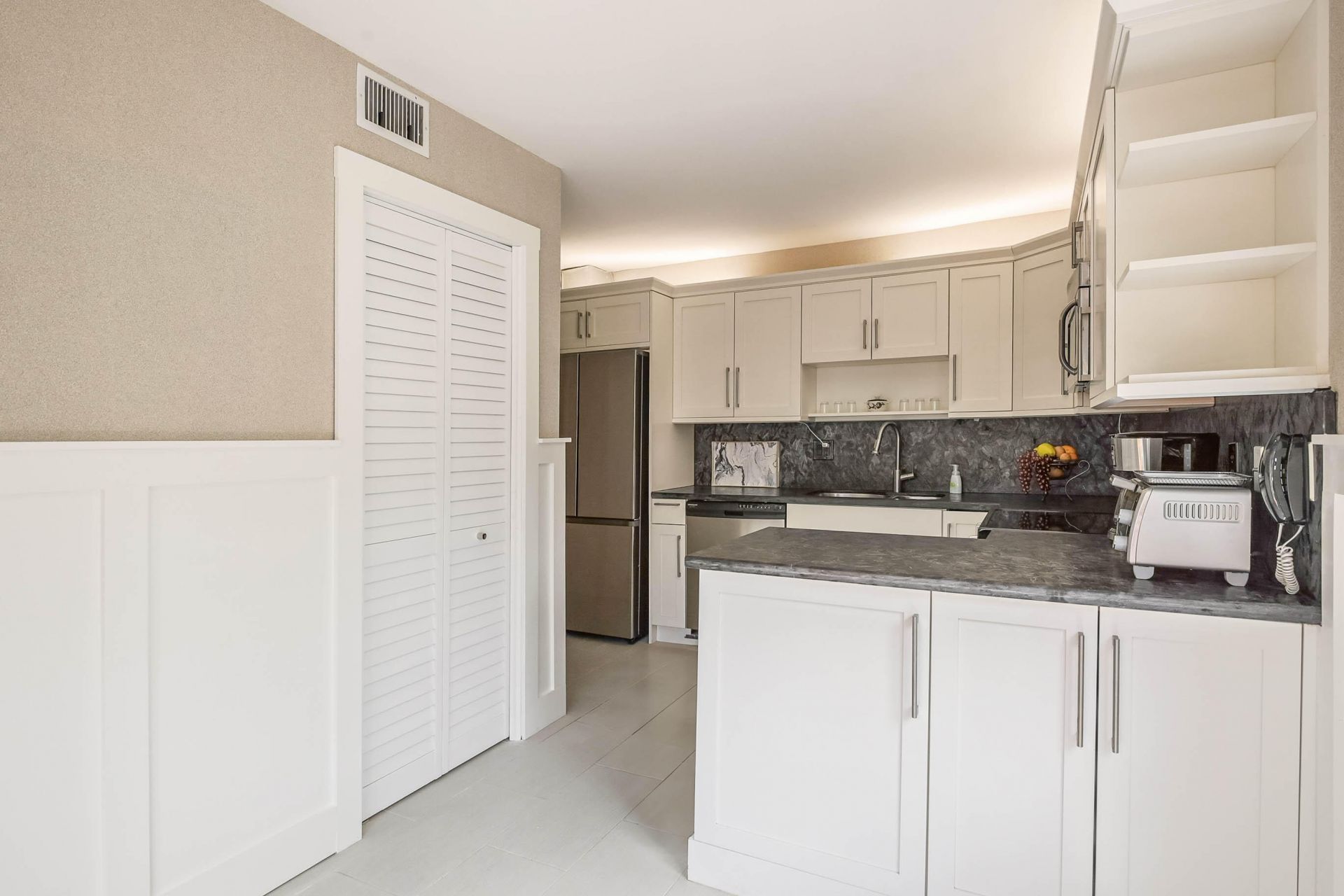 5338 S Fountains Dr Drive S, Lake Worth, FL 33467 Photo