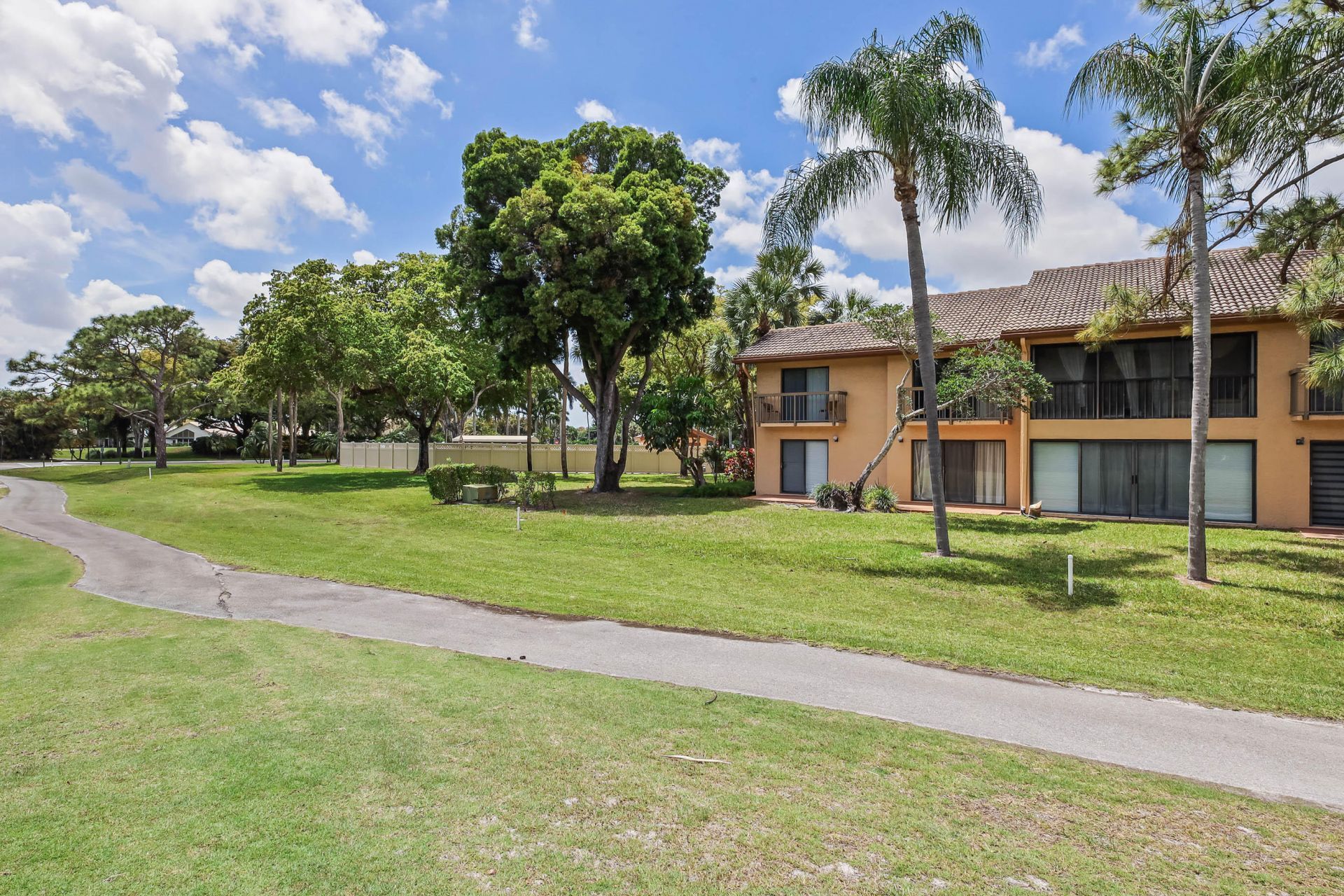 5338 S Fountains Dr Drive S, Lake Worth, FL 33467 Photo