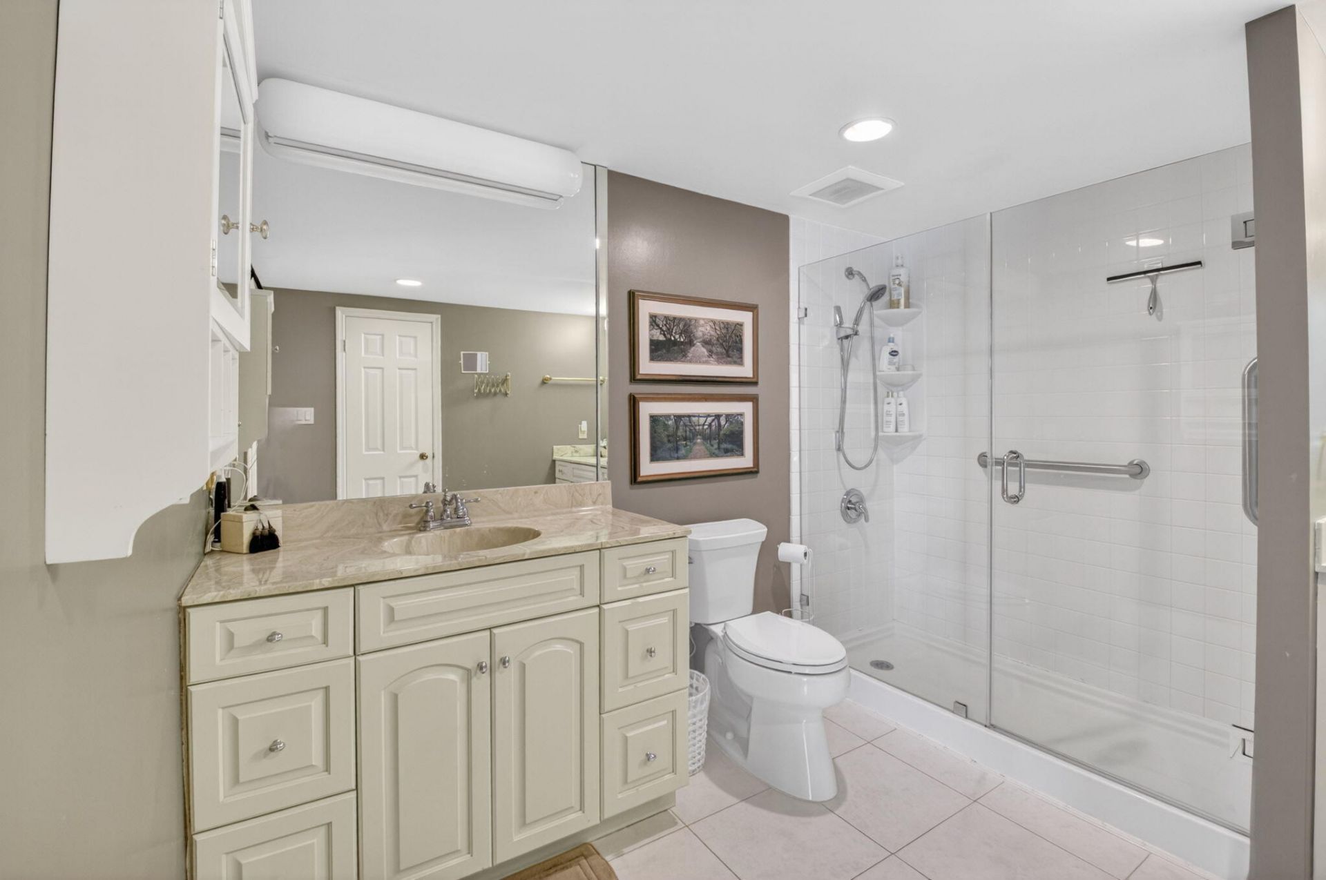 2220 S Ocean Boulevard, Unit 304, Delray Beach, FL 33483 Photo