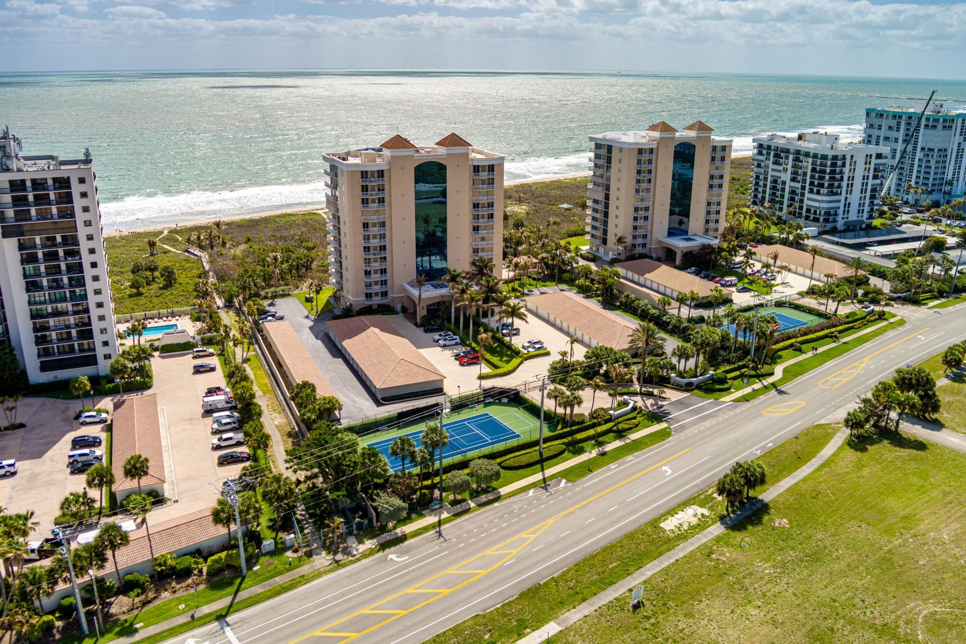 2900 N Highway, Hutchinson Island, FL 34949 Photo