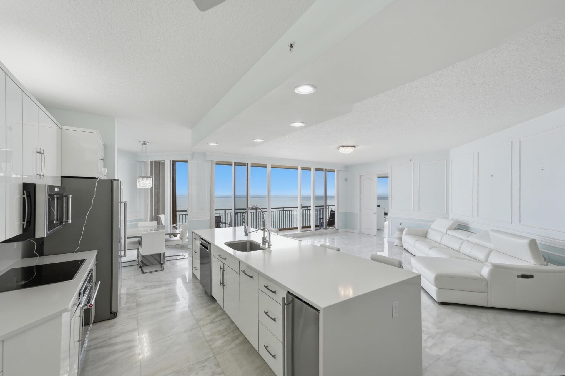 2900 N Highway, Hutchinson Island, FL 34949 Photo