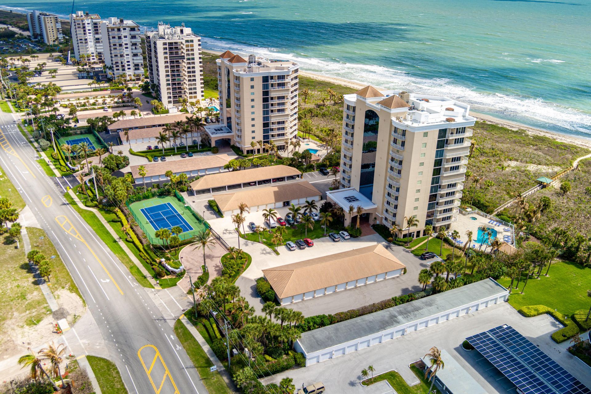 2900 N Highway, Hutchinson Island, FL 34949 Photo