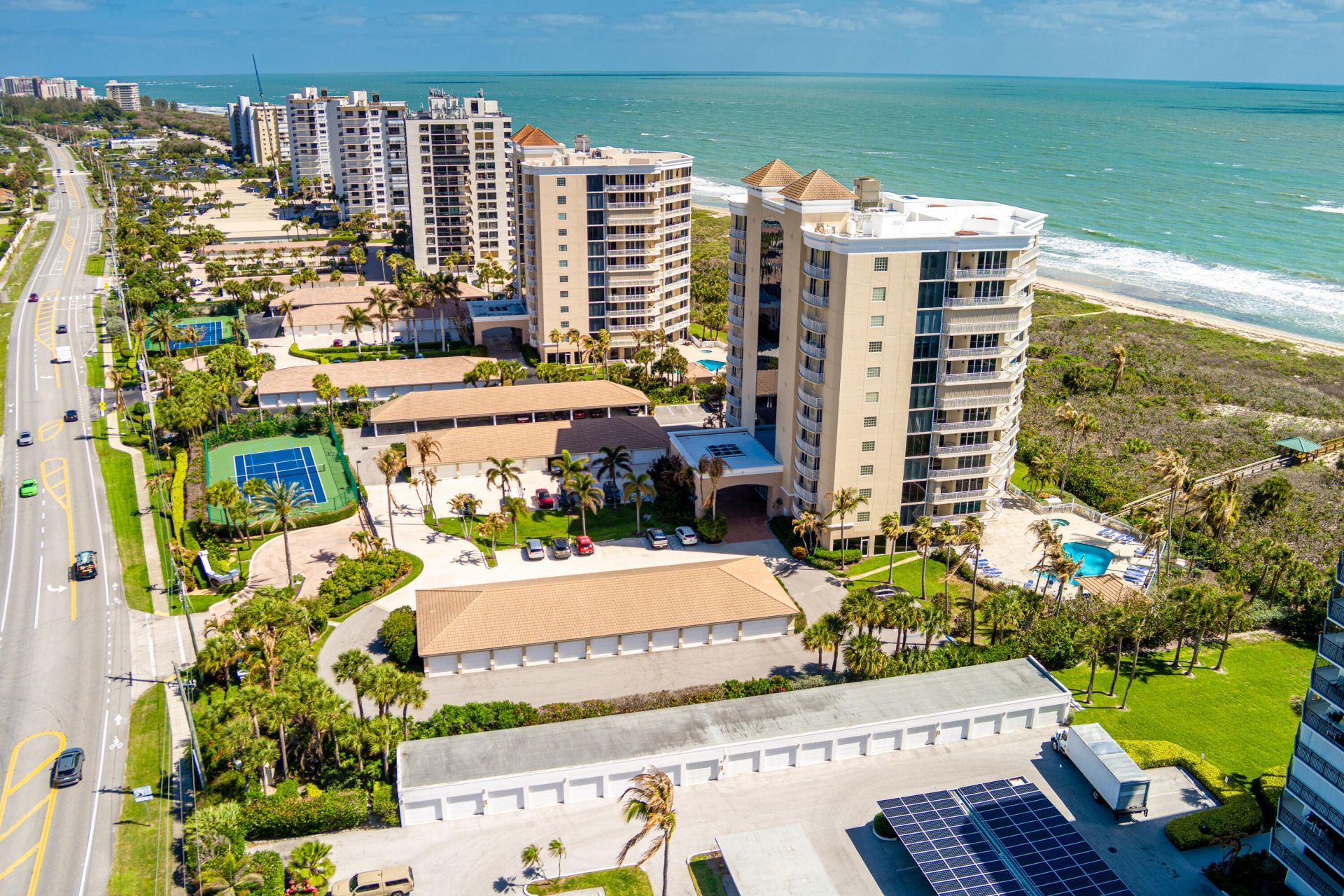 2900 N Highway, Hutchinson Island, FL 34949 Photo