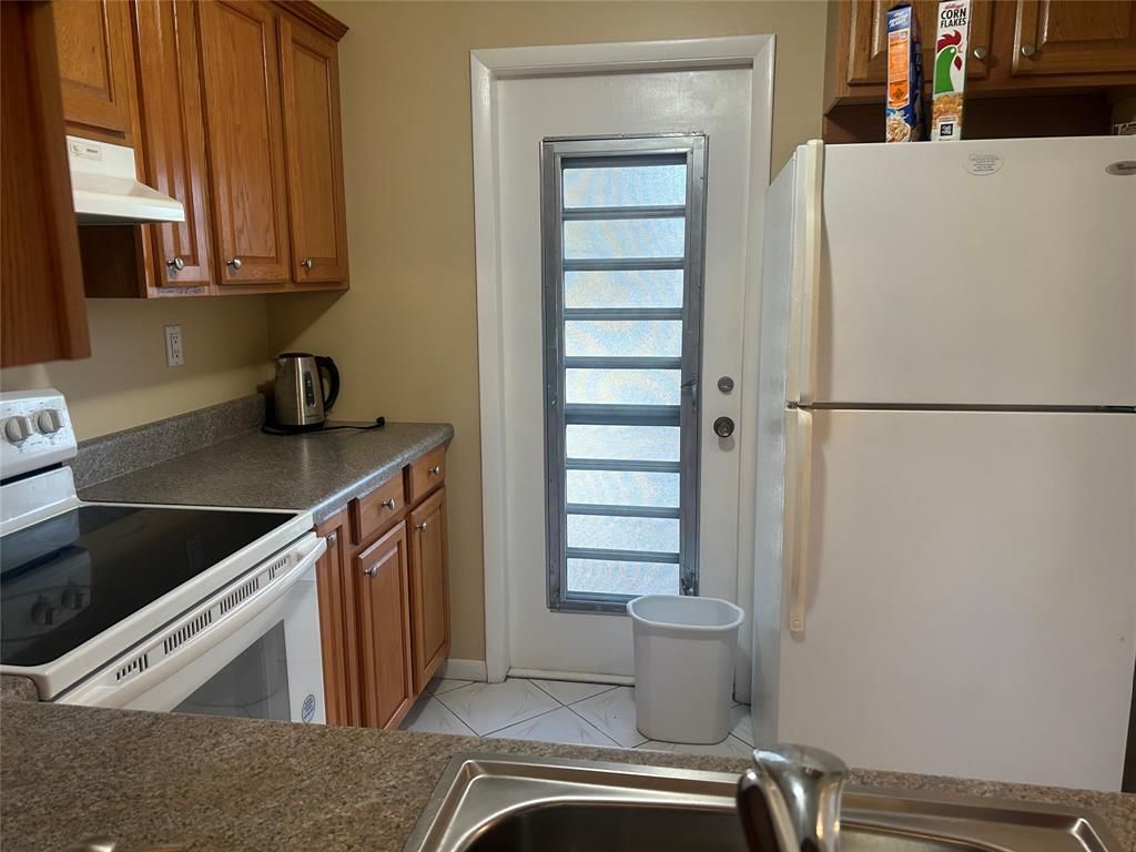 4321 NW 16th Street, Unit C202, Lauderhill, FL 33313 Photo