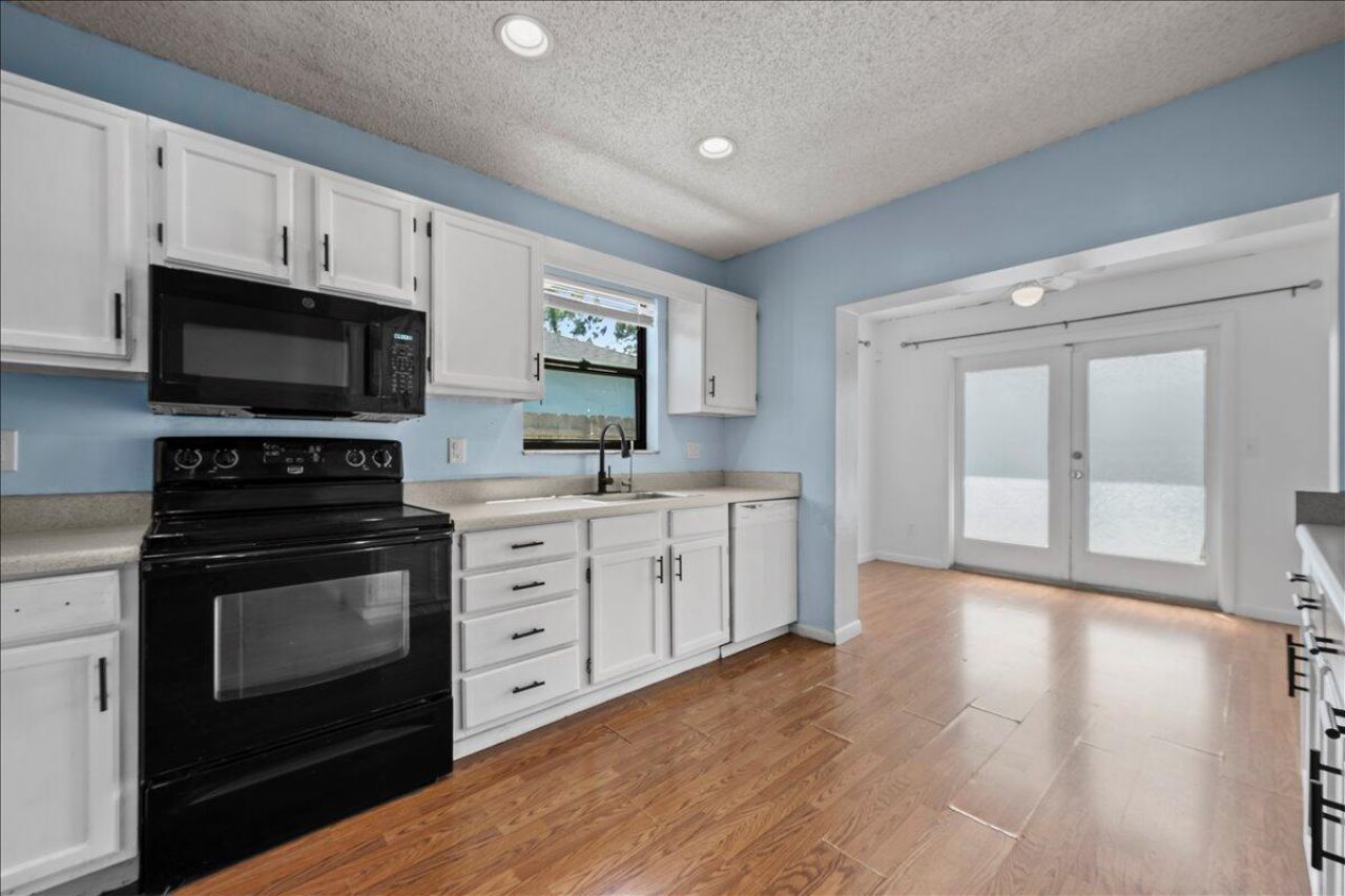 5962 SE Wilsie Drive, Stuart, FL 34997 Photo