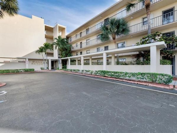 890 N Federal Highway, Unit 405, Lantana, FL 33462