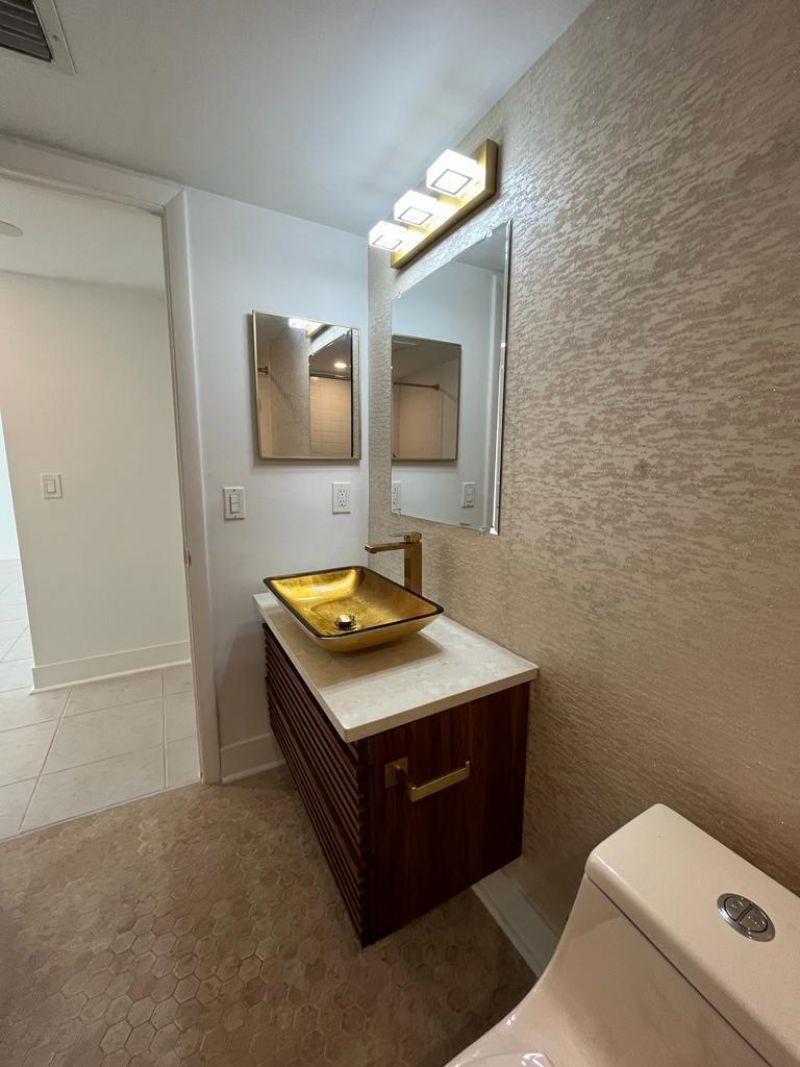 890 N Federal Highway, Unit 405, Lantana, FL 33462 Photo