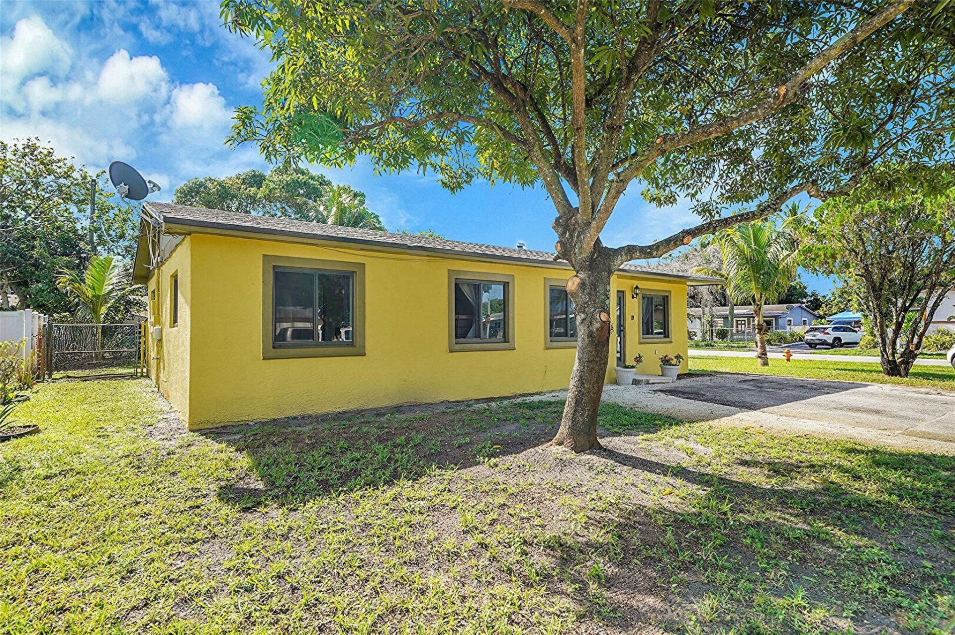 2870 NW 22nd Street, Fort Lauderdale, FL 33311 Photo