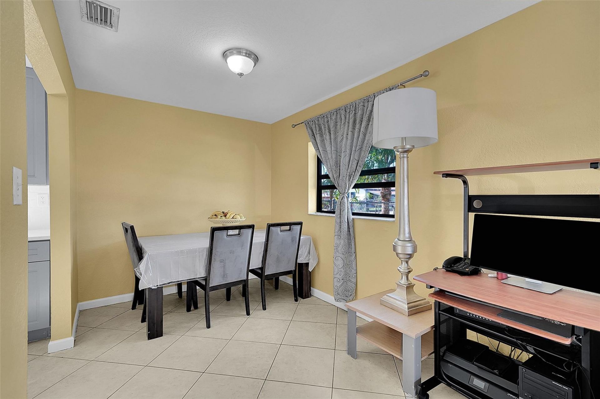 2870 NW 22nd Street, Fort Lauderdale, FL 33311 Photo