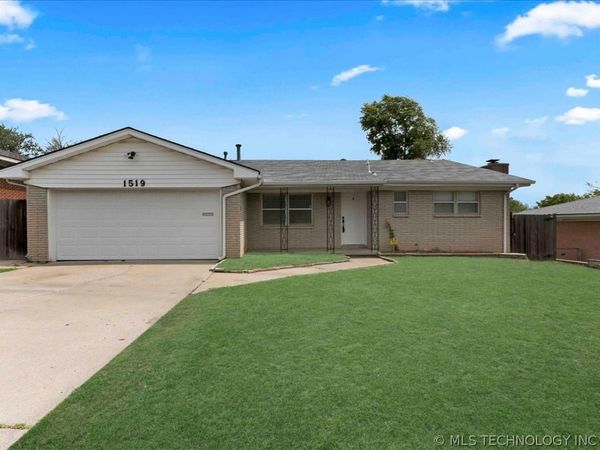 1519 S 68th East Avenue, Tulsa, OK 74112