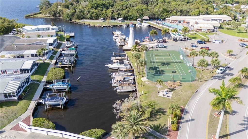 5655 Captain John Smith Loop, North Fort Myers, FL 33917 Photo