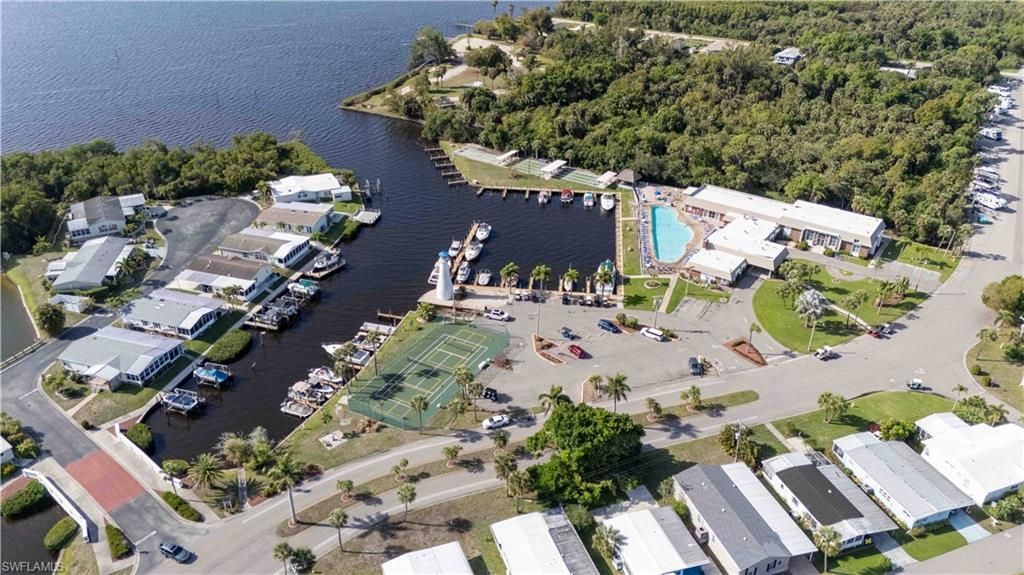 5655 Captain John Smith Loop, North Fort Myers, FL 33917 Photo
