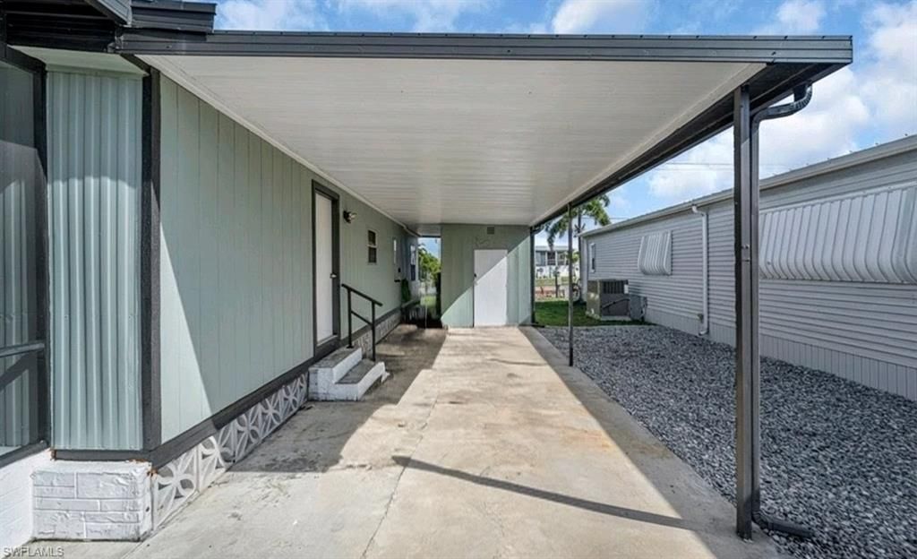 5655 Captain John Smith Loop, North Fort Myers, FL 33917 Photo