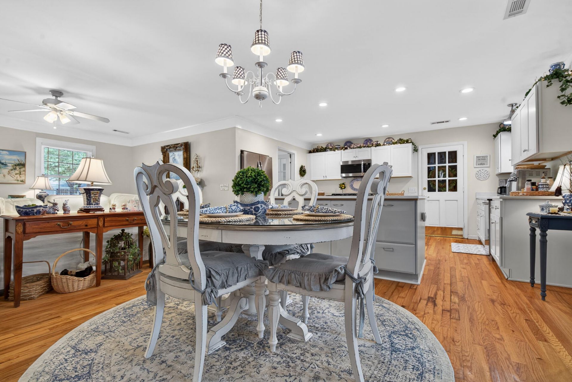 1104 Belvedere Drive Photo 19