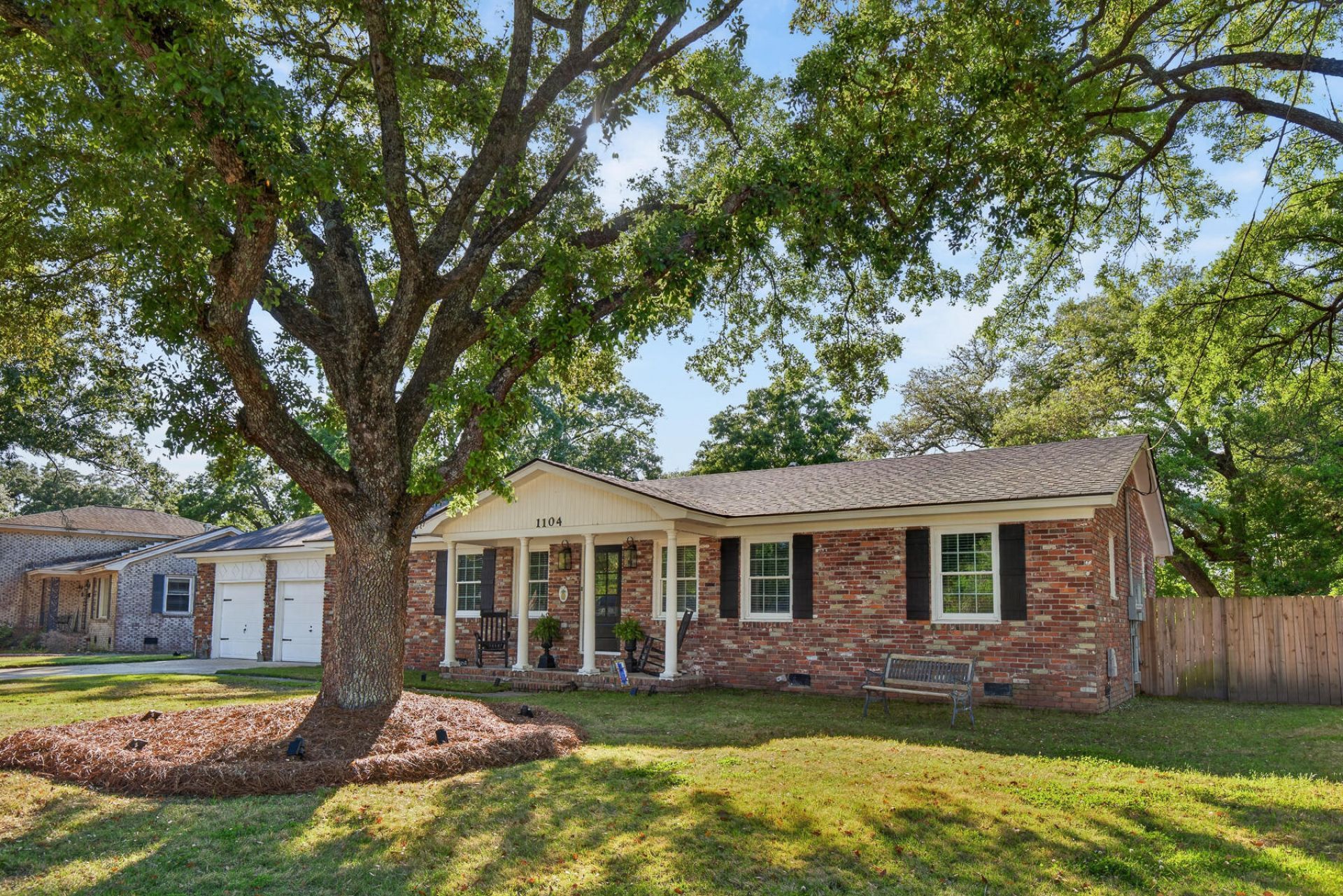 1104 Belvedere Drive Photo 5