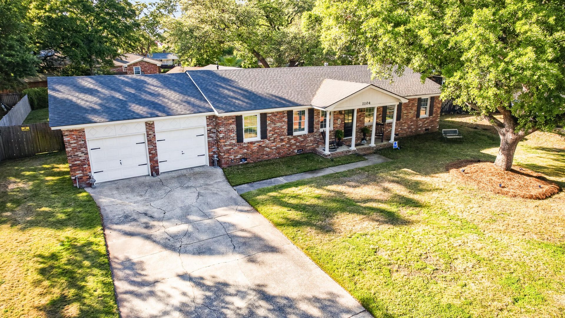 1104 Belvedere Drive Photo 7