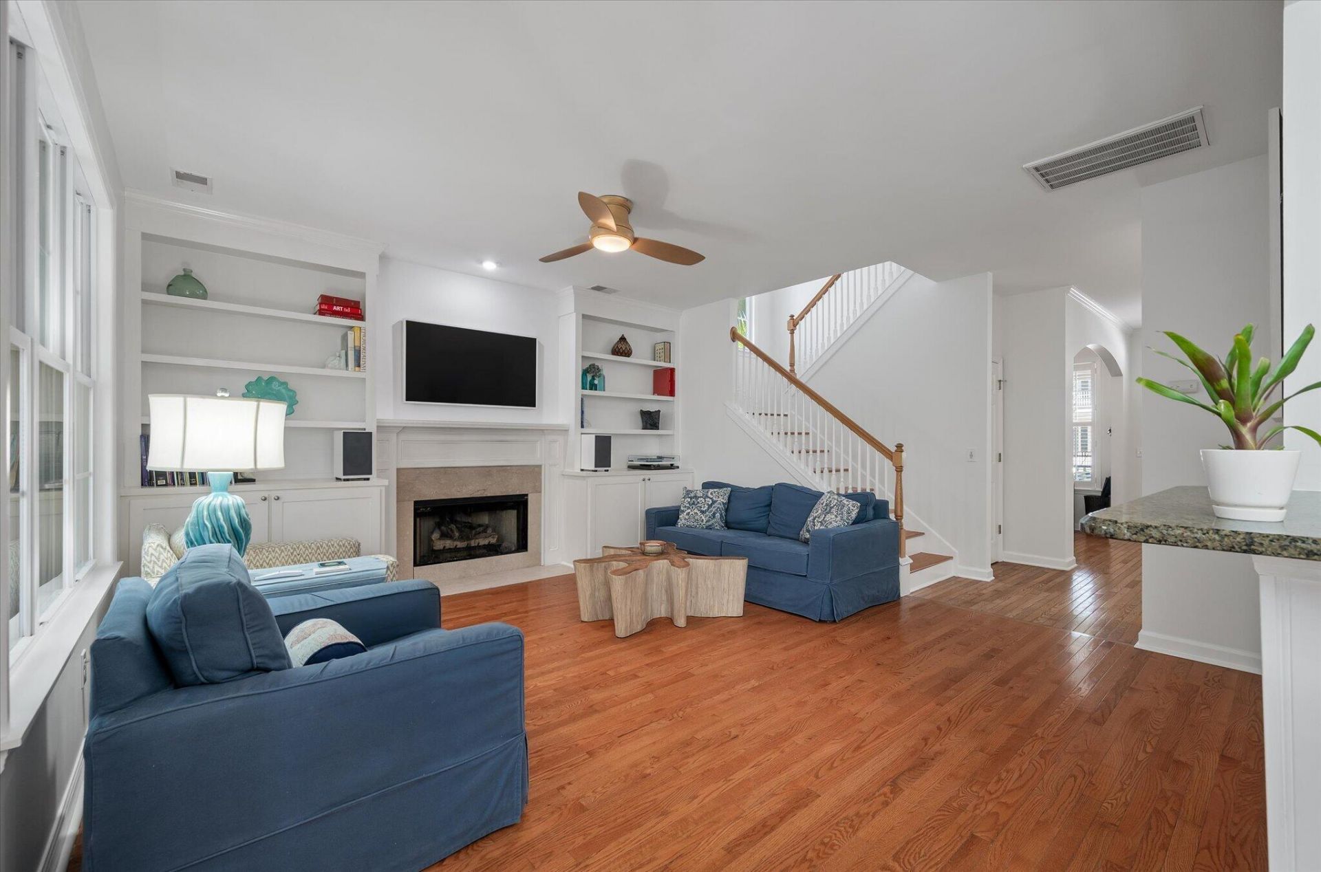 1516 Devol Street Photo 14