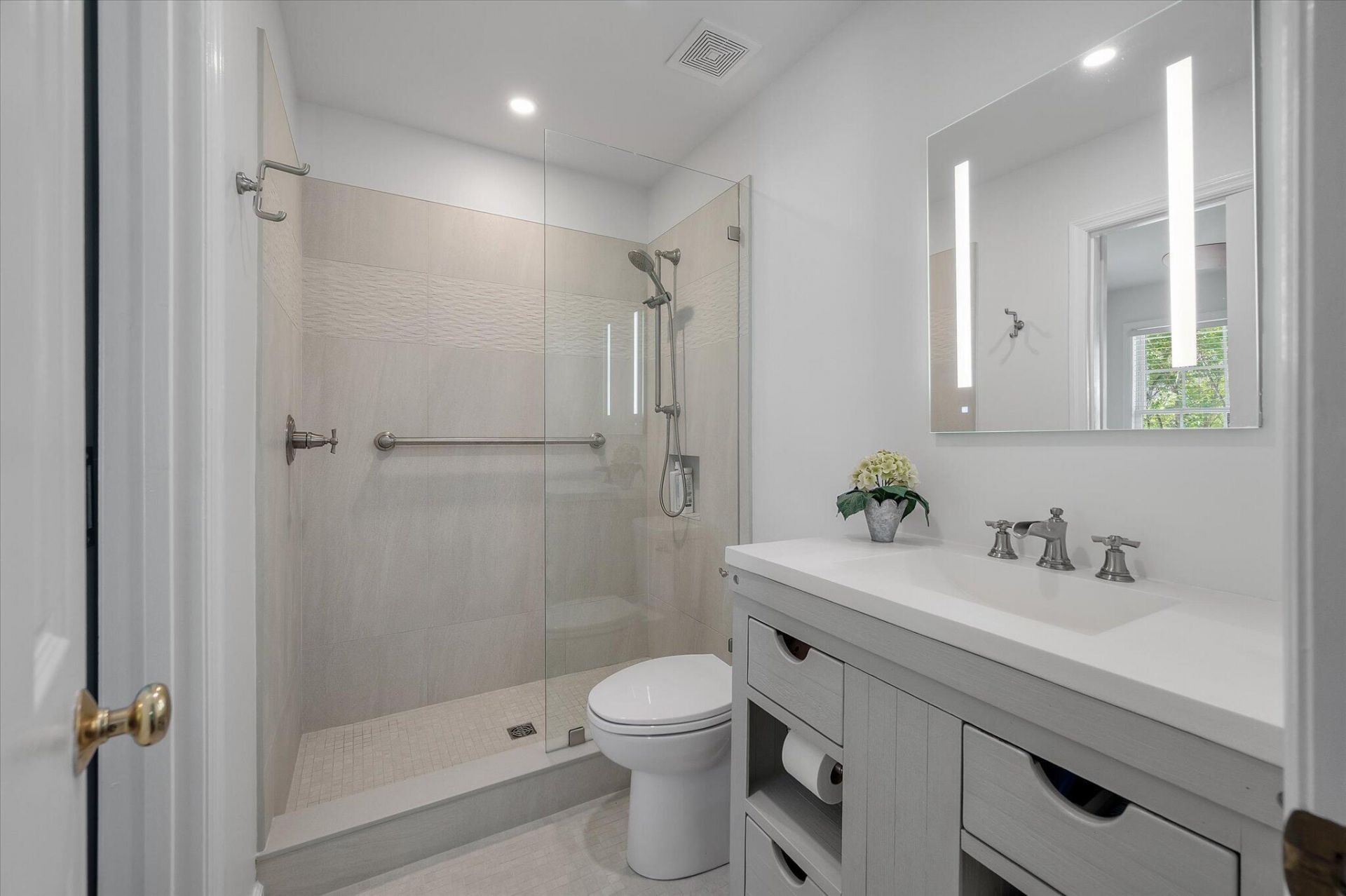 1516 Devol Street Photo 33