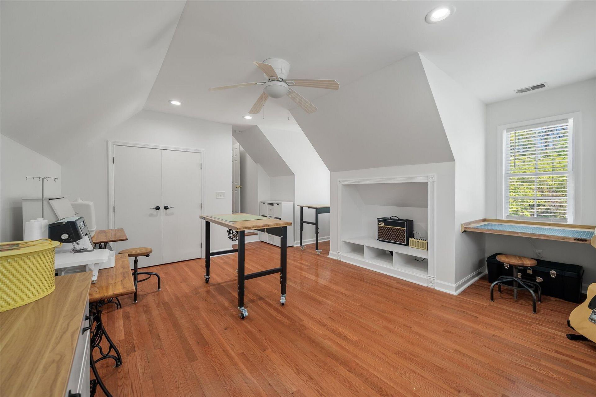 1516 Devol Street Photo 35